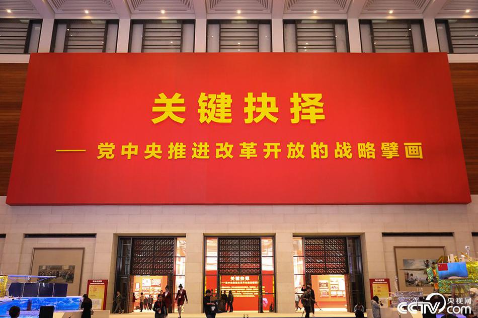 数读家纺半年报< >|‘ ’富安娜归母净利润“腰斩” 水星家纺、太湖雪三费齐升