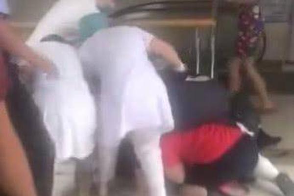 胶.版.印刷纸期货今日在上期所上市交易 开盘跌幅1.56%