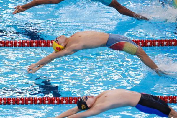 联想,来酷—斗战者带来首批四款电竞显示器：23.8~27 英寸，ips 类型