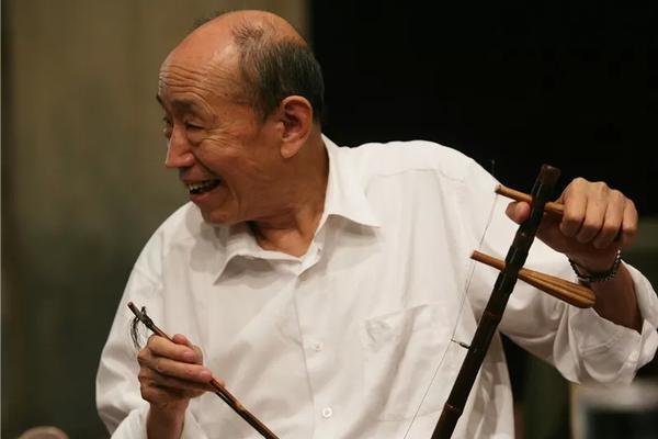 王健‘林’的“限高”与贾国龙的“退网”