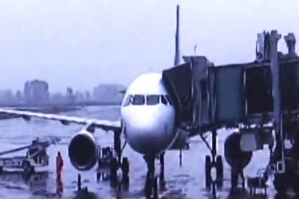 今日.必读：追求长期业绩口碑 新发基金规模主动“限高”