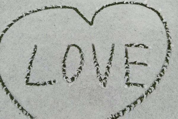 etf日报,：?若金价在短期出现调整，可以考虑逢低布局