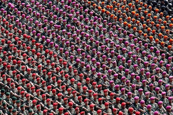 今晚，油价或将{调}整