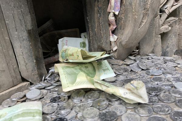 【<银>河传媒‘互’联网岳铮】公司点评丨芒果超媒 ：优质内容夯实用户基础，广电新规或赋能剧集创作