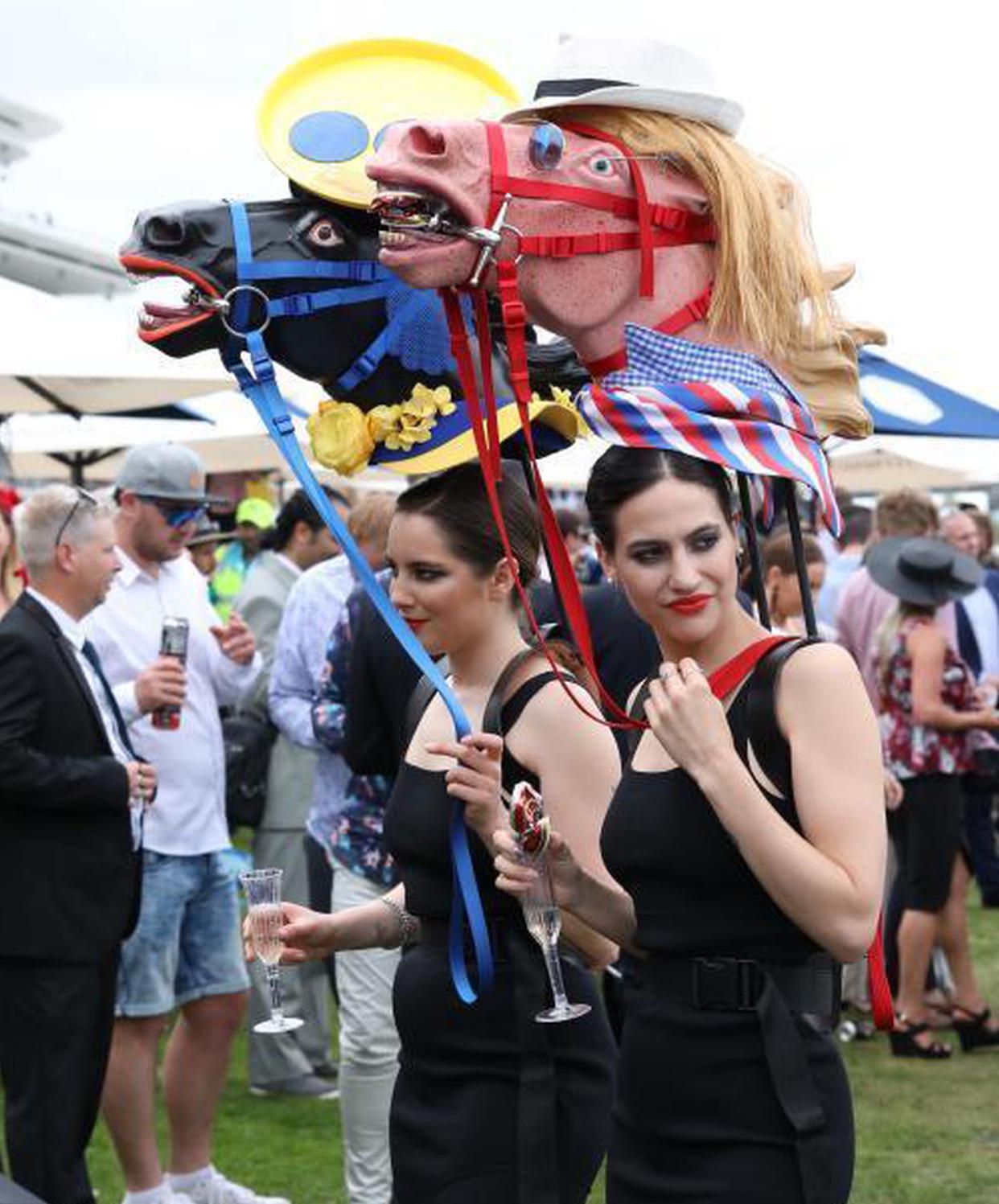 徕木股份携<手>梦舞智能 共拓智能机器人新纪元