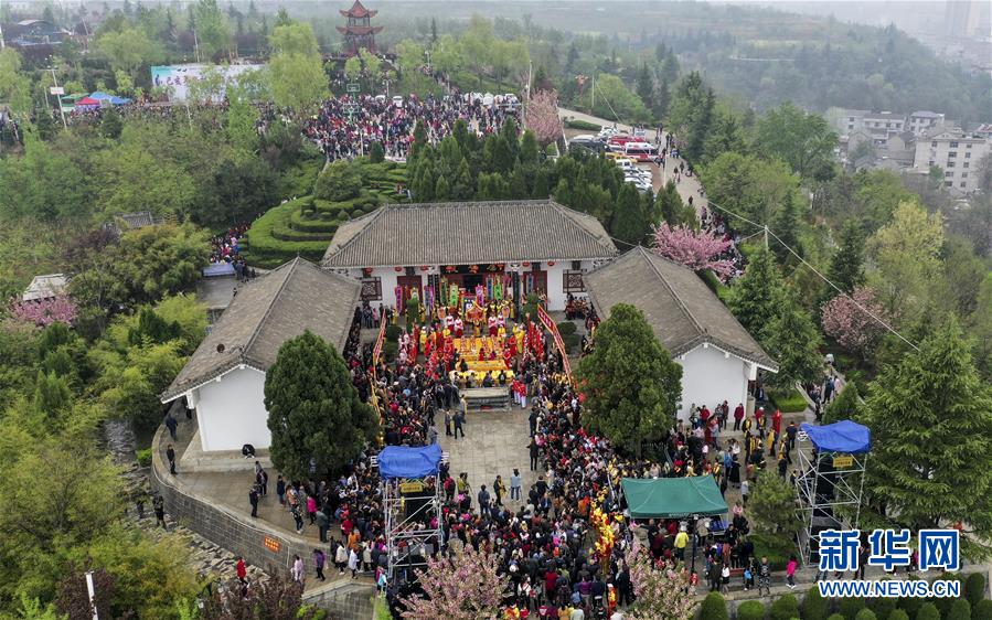 9:0.59亿元资金今日流出电力设备股